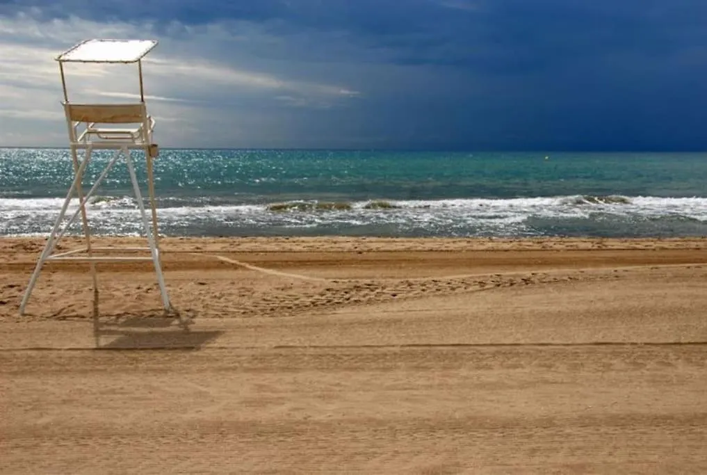 Holiday home Enjoy Your Holidays 300M To The Mediterranean Sea At Villa Divali Castelldefels