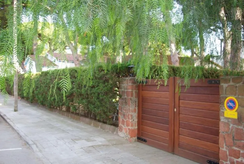 Enjoy Your Holidays 300M To The Mediterranean Sea At Villa Divali Castelldefels Spain